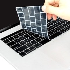 Microcase Macbook Air A1932 EU Türkçe Klavye Koruma Silikonu - Siyah