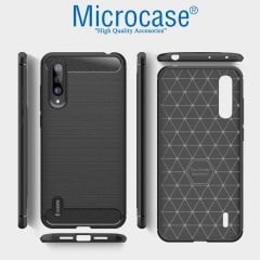Microcase Xiaomi Mi A3 Brushed Carbon Fiber Silikon Kılıf - Siyah